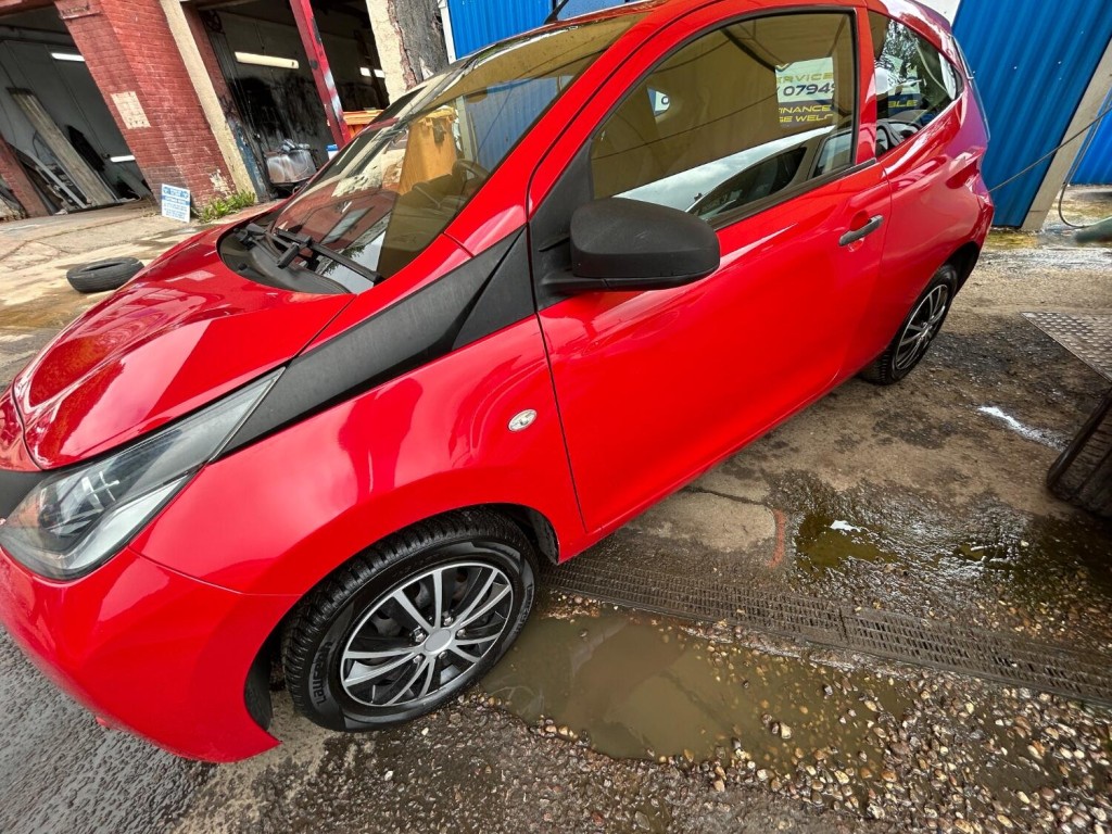 TOYOTA AYGO
