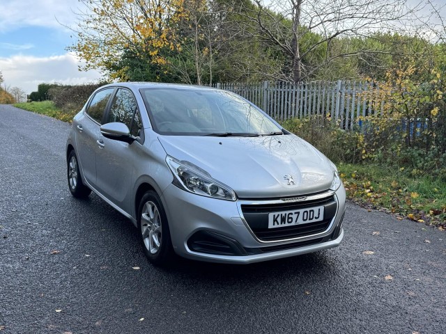 PEUGEOT 208 1.6 BlueHDi Active