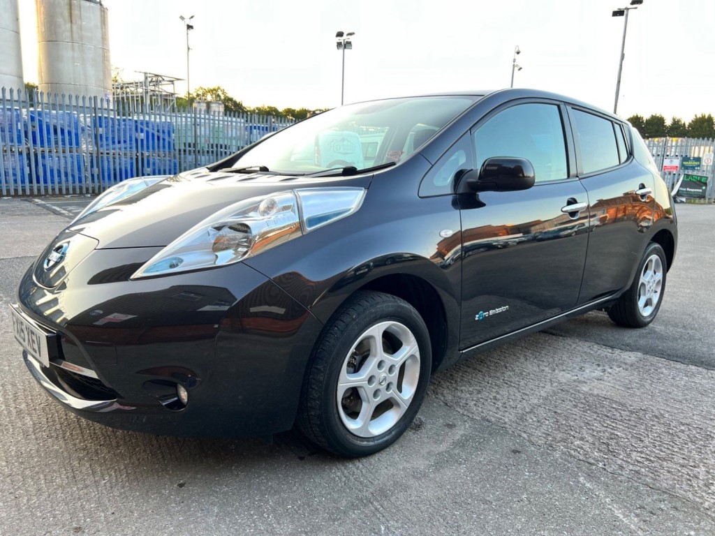 NISSAN LEAF