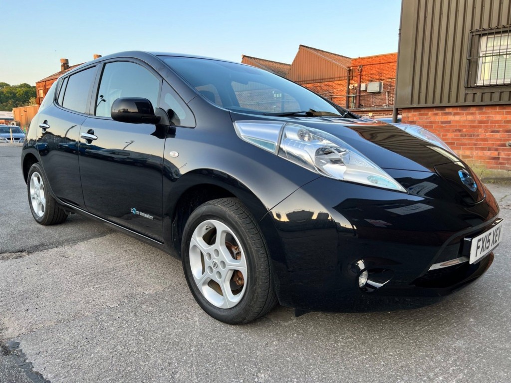 NISSAN LEAF