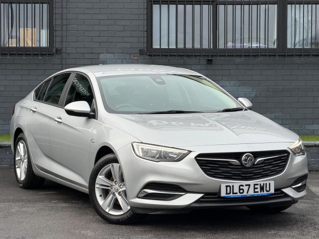 VAUXHALL INSIGNIA