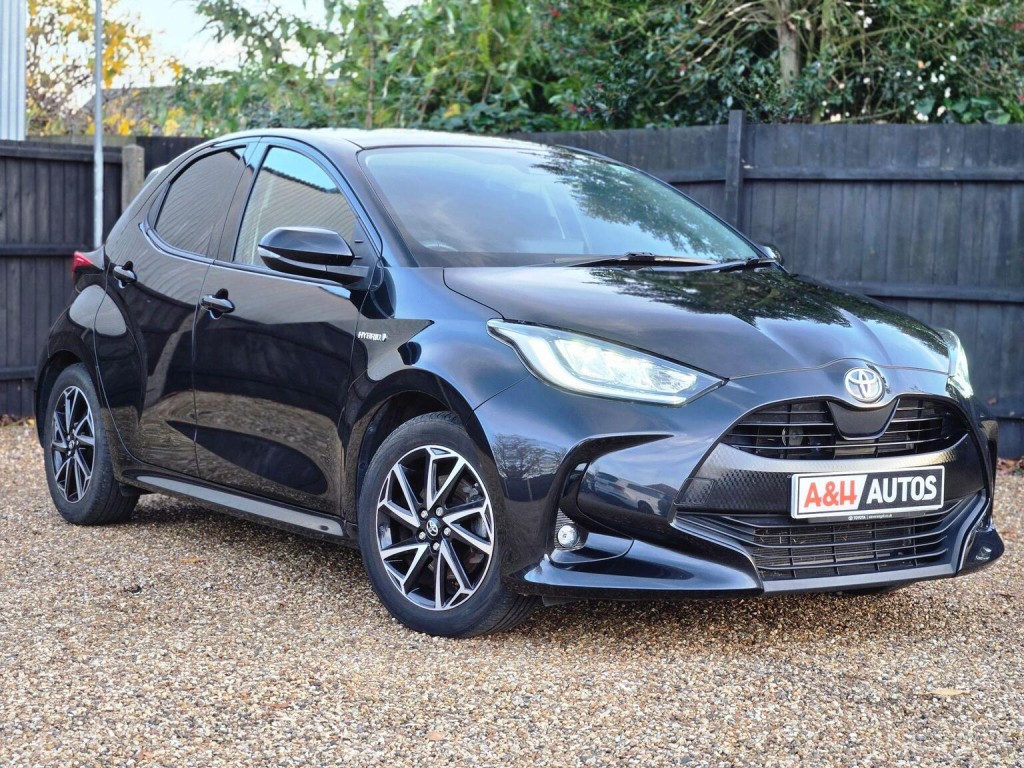 TOYOTA YARIS 1.5 VVT-h Design E-CVT Euro 6 (s/s) 5dr