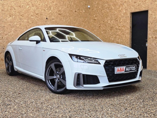 AUDI TT 2019