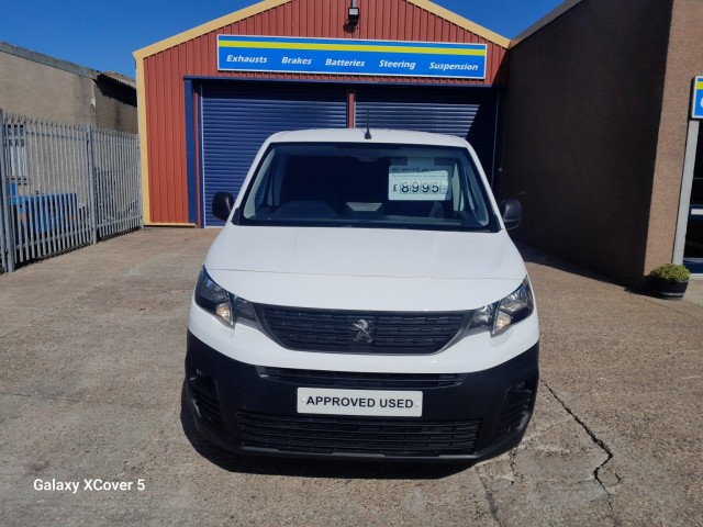 PEUGEOT PARTNER 1.5 BlueHDi 1000 Professional