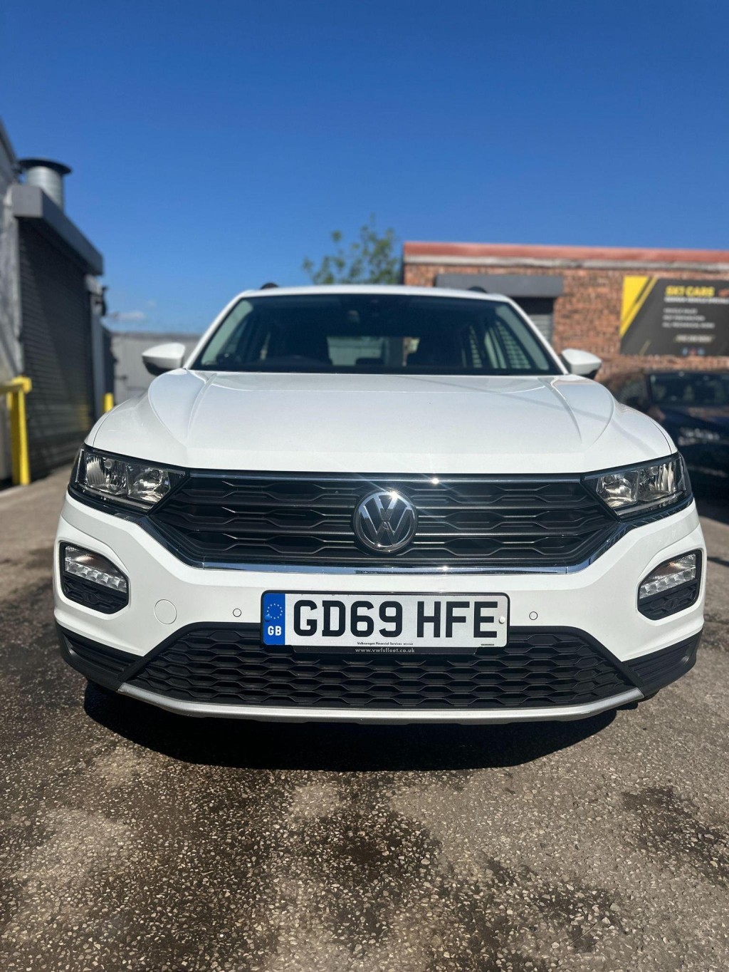VOLKSWAGEN T-ROC