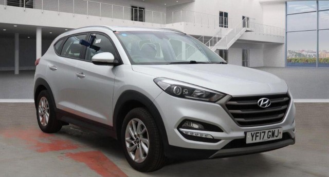HYUNDAI TUCSON 1.7 CRDi Blue Drive SE Nav Euro 6 (s/s) 5dr