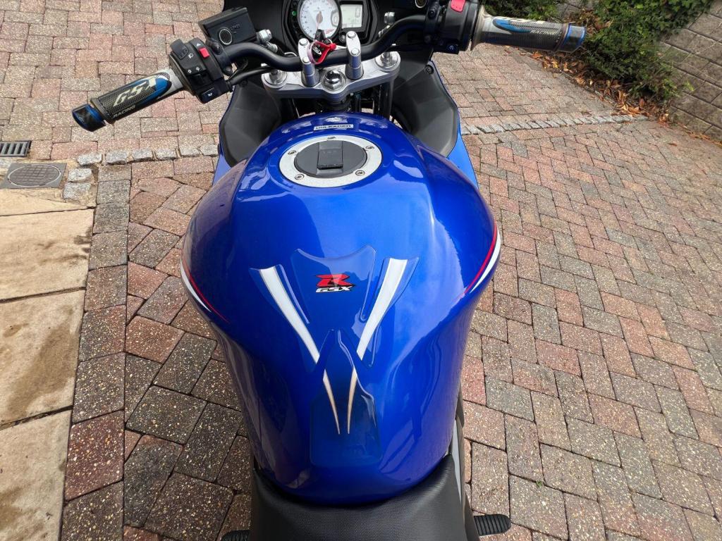 SUZUKI GSX650
