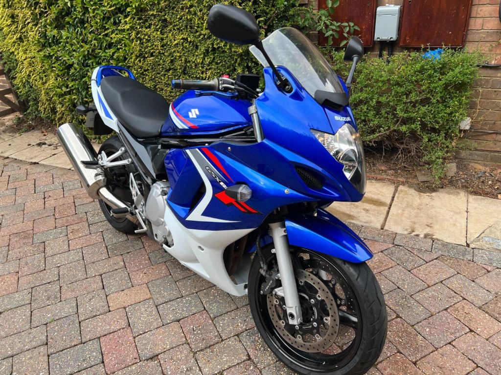 SUZUKI GSX650