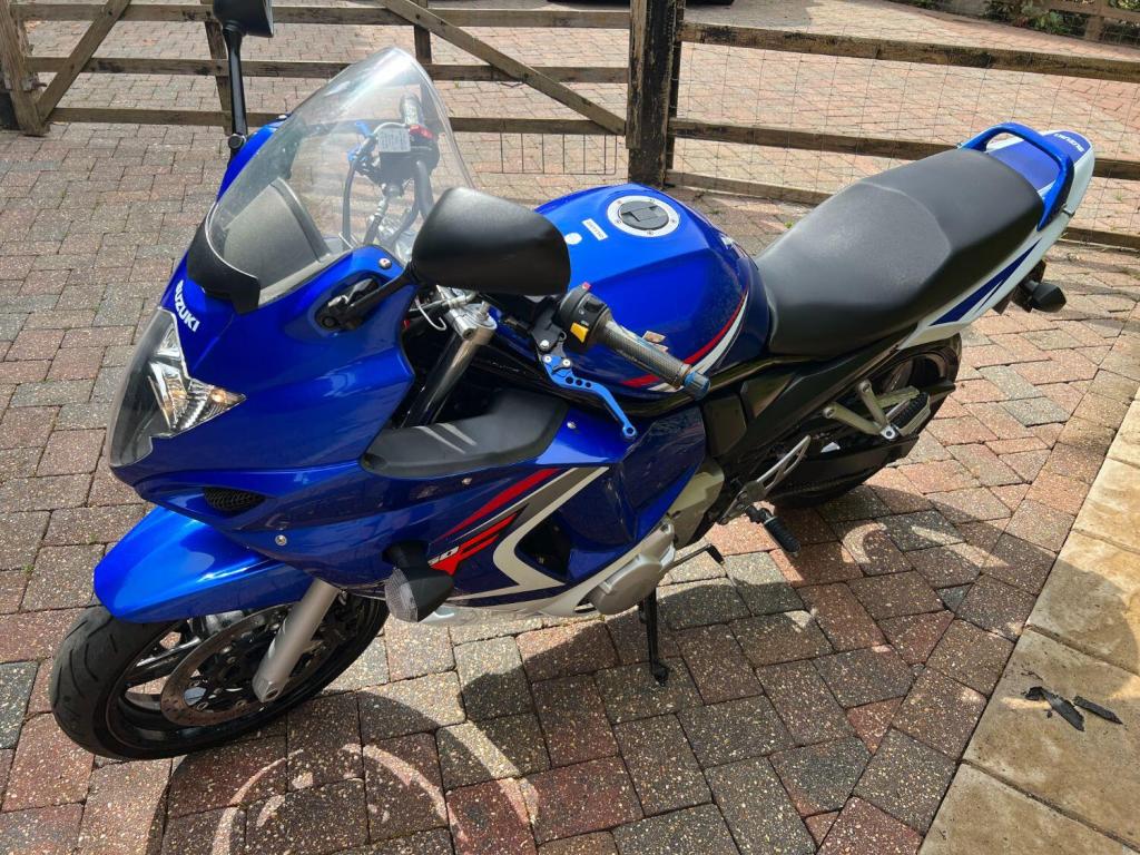 SUZUKI GSX650
