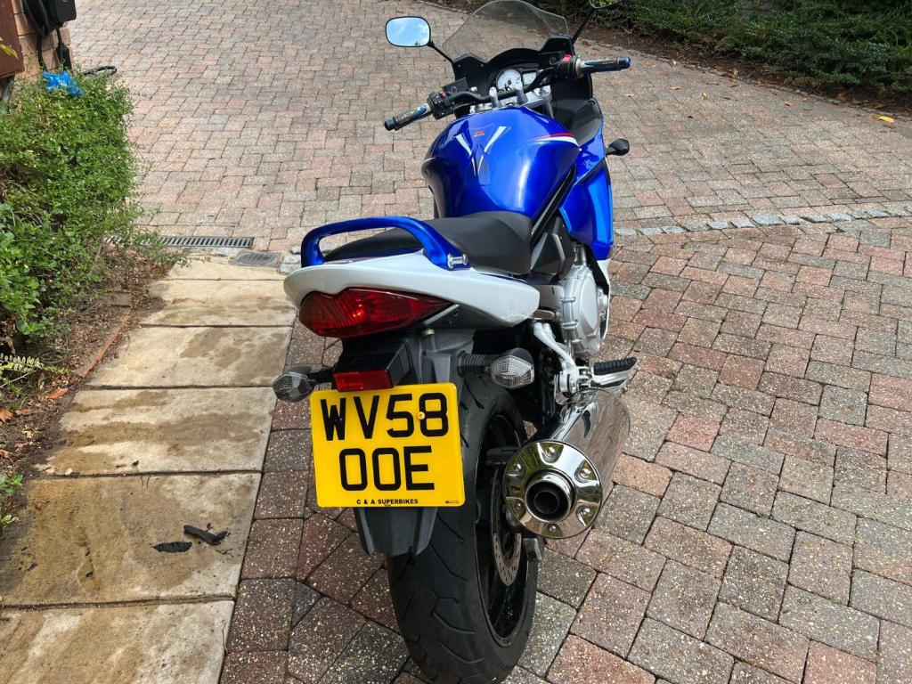 SUZUKI GSX650