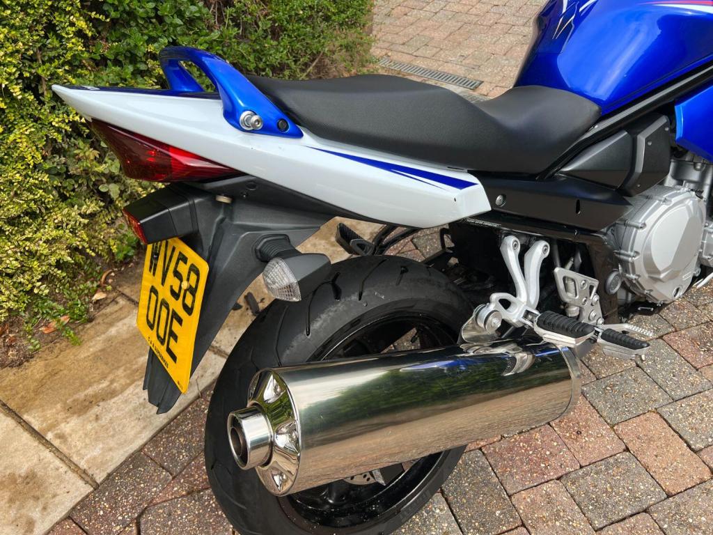 SUZUKI GSX650