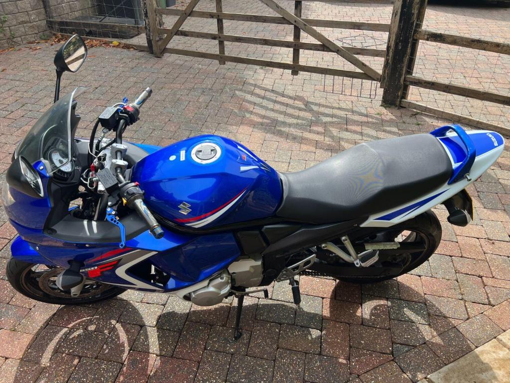 SUZUKI GSX650