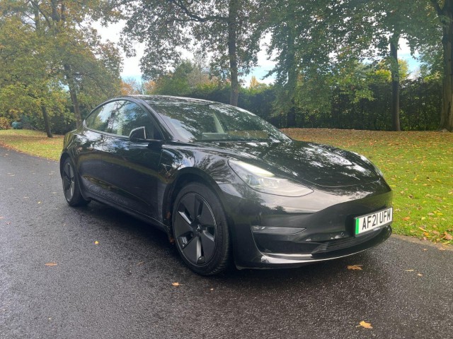 TESLA MODEL 3 (Dual Motor) Long Range