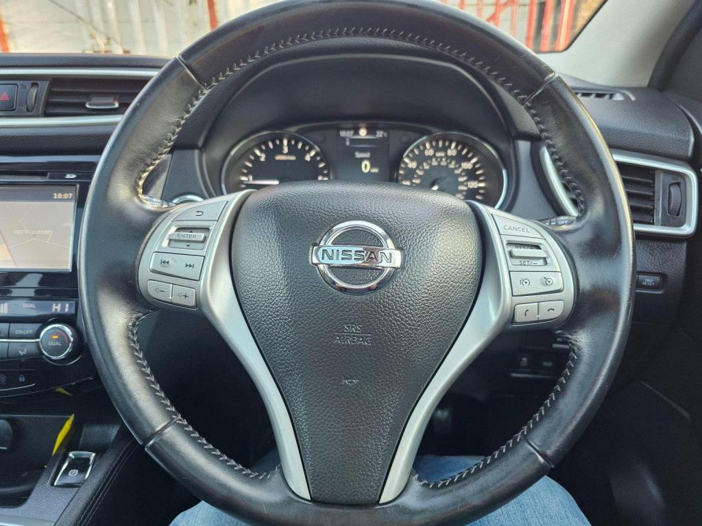 NISSAN QASHQAI