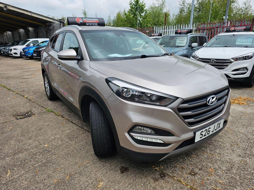 HYUNDAI TUCSON