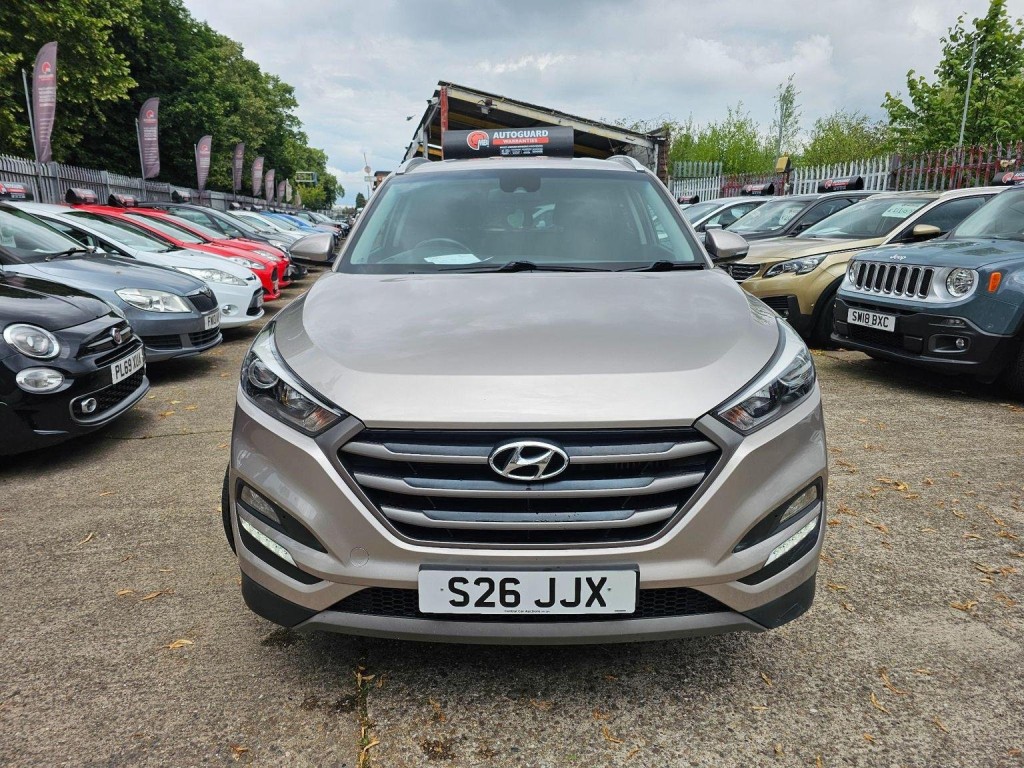 HYUNDAI TUCSON