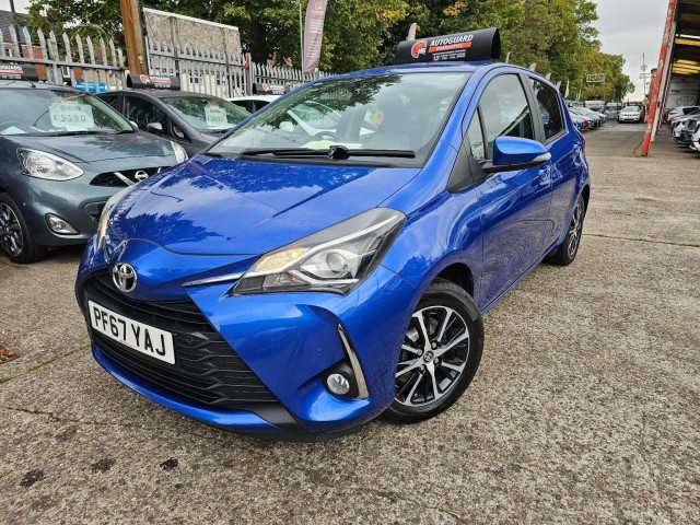 TOYOTA YARIS