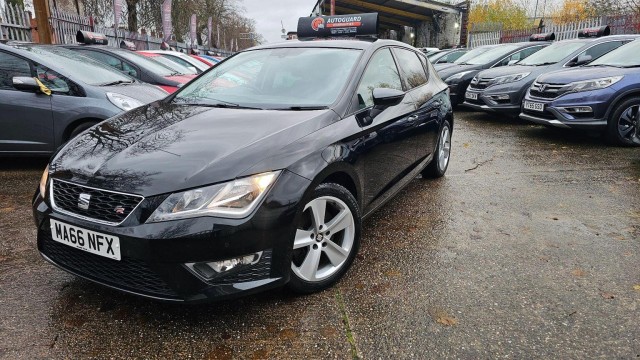 SEAT LEON