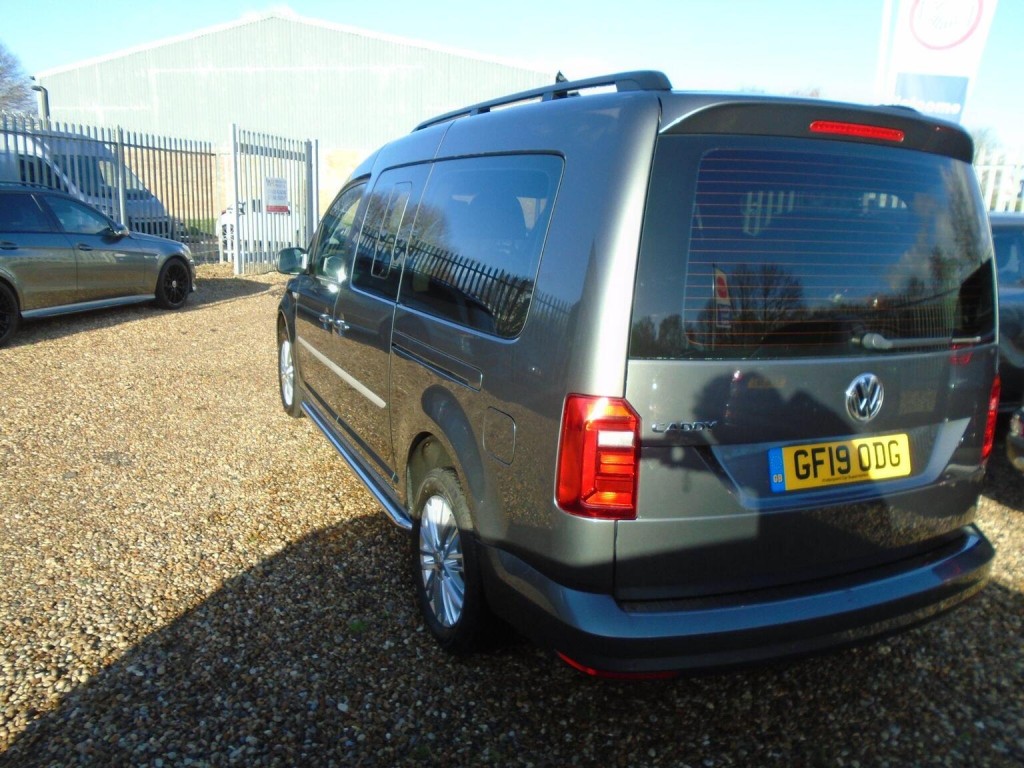 VOLKSWAGEN CADDY MAXI LIFE