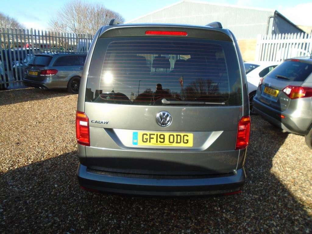 VOLKSWAGEN CADDY MAXI LIFE