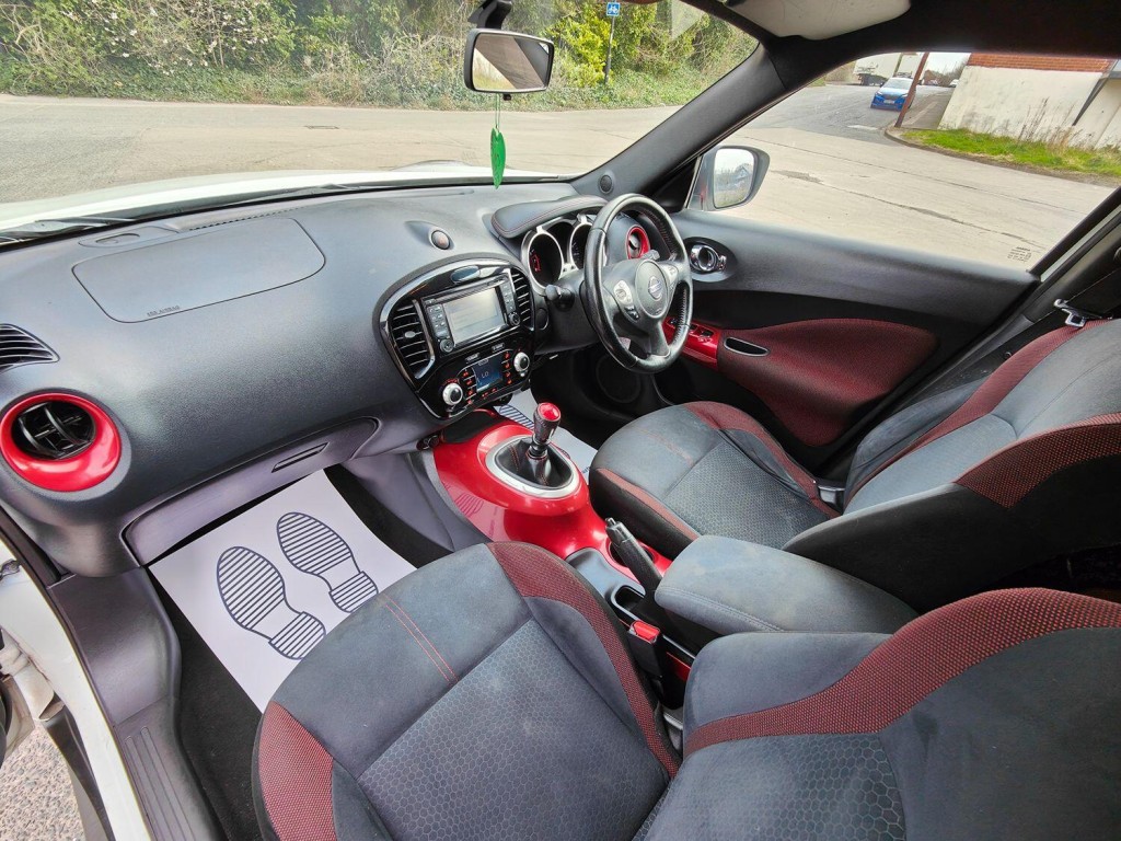 NISSAN JUKE