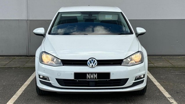 VOLKSWAGEN GOLF 2.0 TDI BlueMotion Tech GT Euro 5 (s/s) 5dr