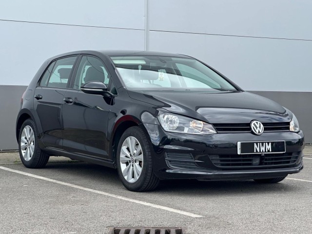VOLKSWAGEN GOLF 1.6 TDI BlueMotion Tech SE DSG Euro 5 (s/s) 5dr