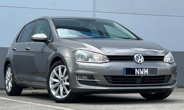VOLKSWAGEN GOLF 2.0 TDI BlueMotion Tech GT DSG Euro 5 (s/s) 5dr