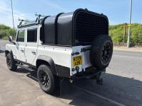 LAND ROVER DEFENDER 110