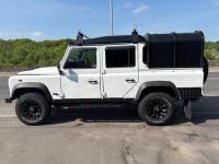 LAND ROVER DEFENDER 110