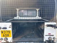 LAND ROVER DEFENDER 110