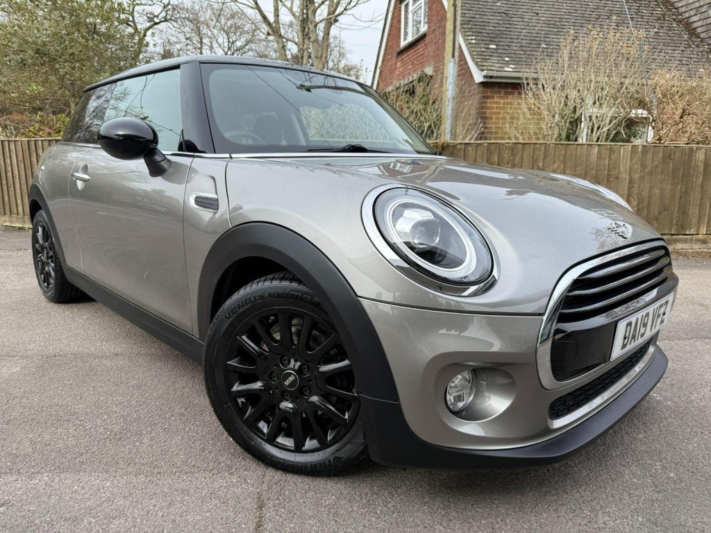 MINI HATCH 1.5 Cooper Classic Euro 6 (s/s) 3dr