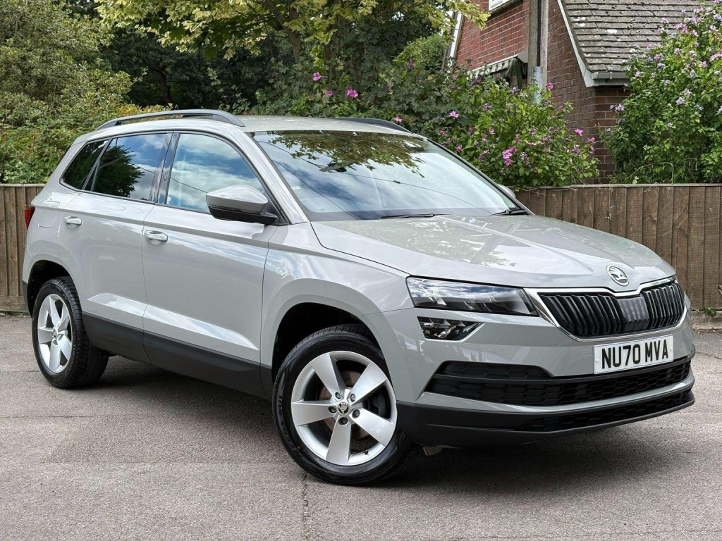 SKODA KAROQ 1.0 TSI SE Euro 6 (s/s) 5dr