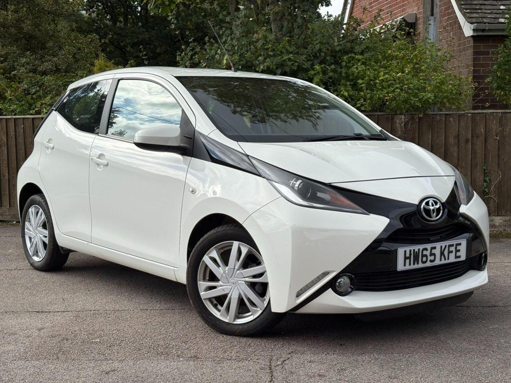 TOYOTA AYGO 1.0 VVT-i x-pression x-wave Euro 5 5dr Euro 5