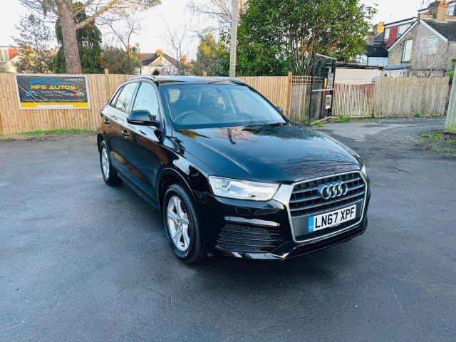 AUDI Q3