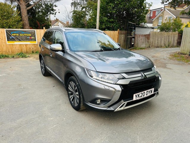 MITSUBISHI OUTLANDER