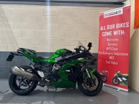 KAWASAKI Ninja H2