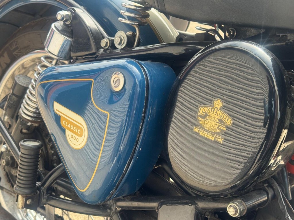 ROYAL ENFIELD BULLET