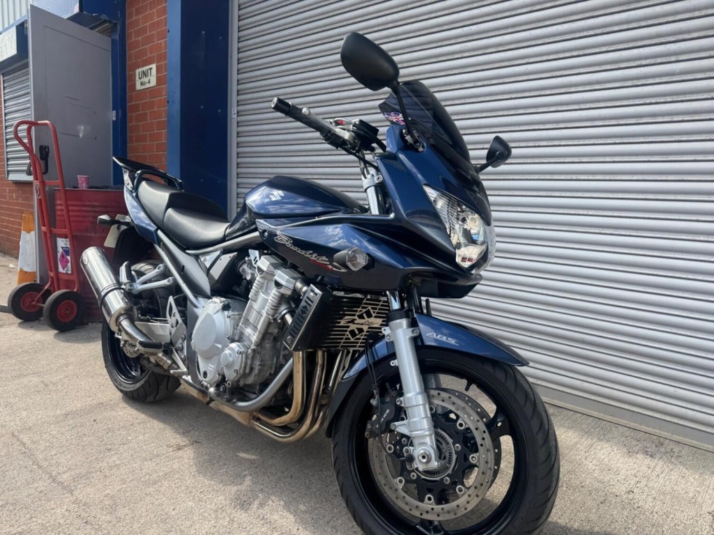 SUZUKI Bandit 1250