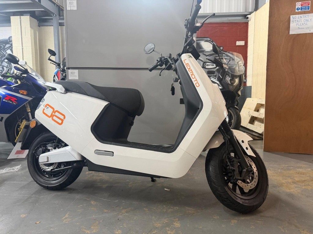 LEXMOTO LX08