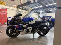 SUZUKI GSXR750