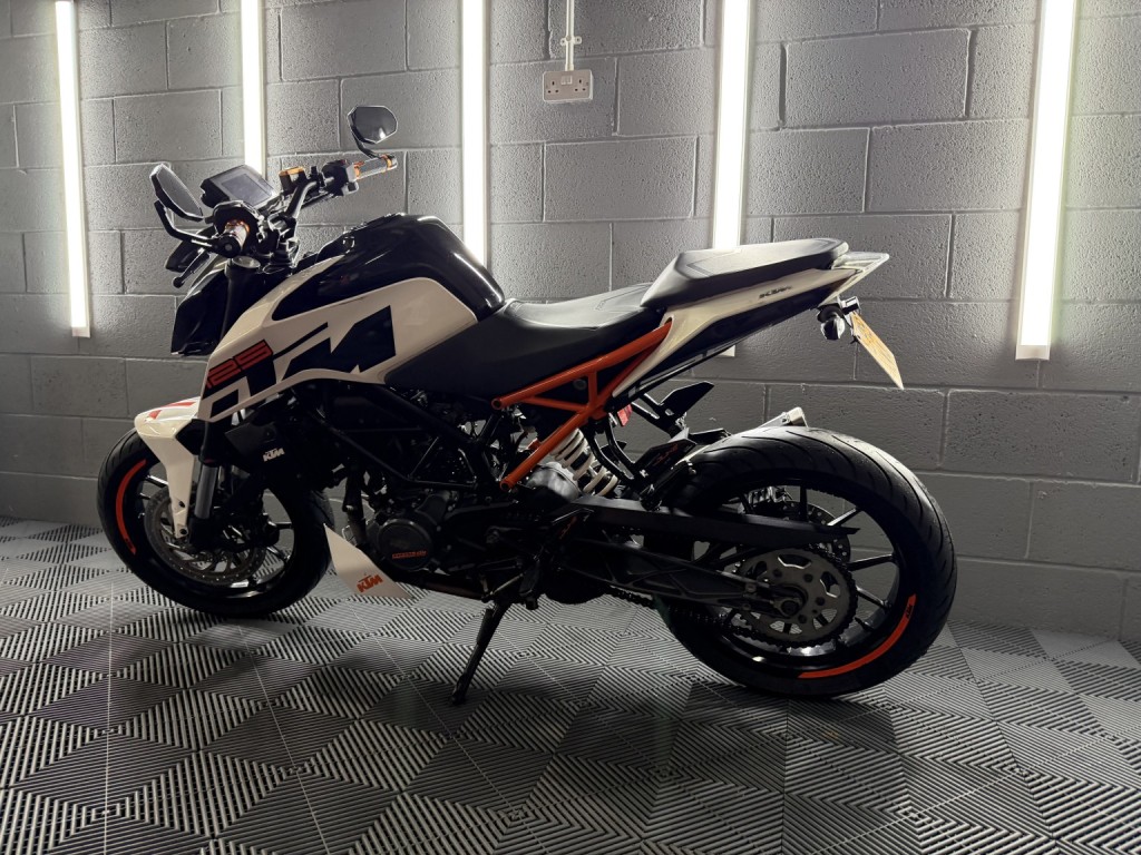 KTM 125 DUKE