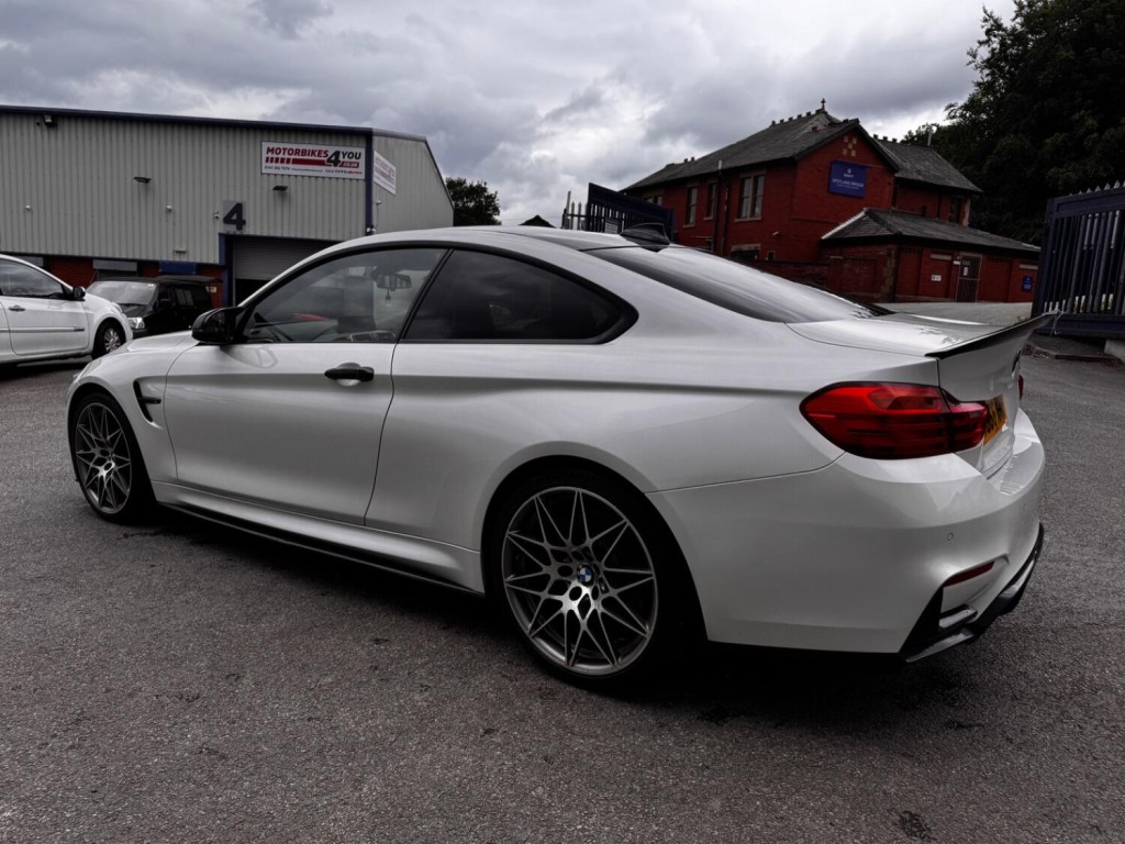 BMW M4
