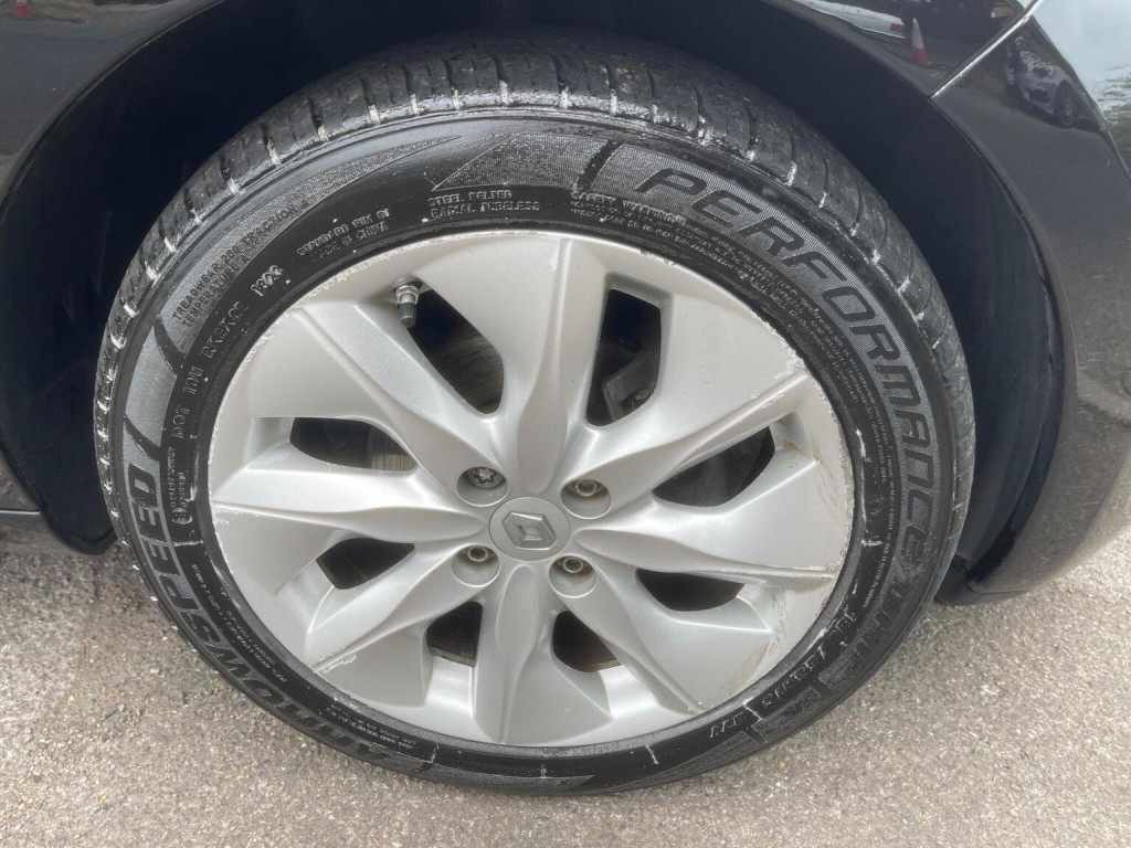 RENAULT ZOE