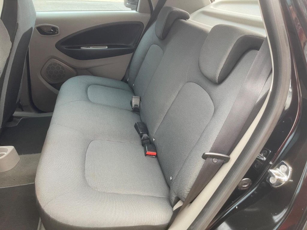 RENAULT ZOE