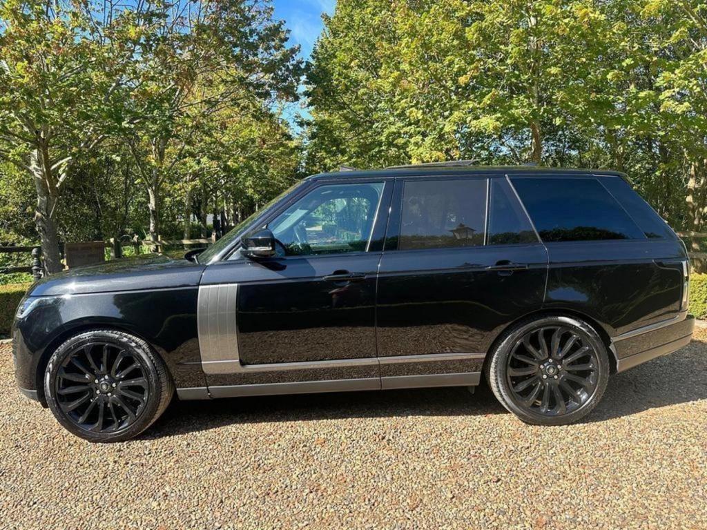 LAND ROVER RANGE ROVER