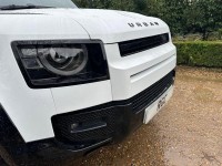 LAND ROVER DEFENDER 110
