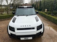 LAND ROVER DEFENDER 110