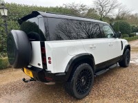 LAND ROVER DEFENDER 110