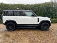 LAND ROVER DEFENDER 110